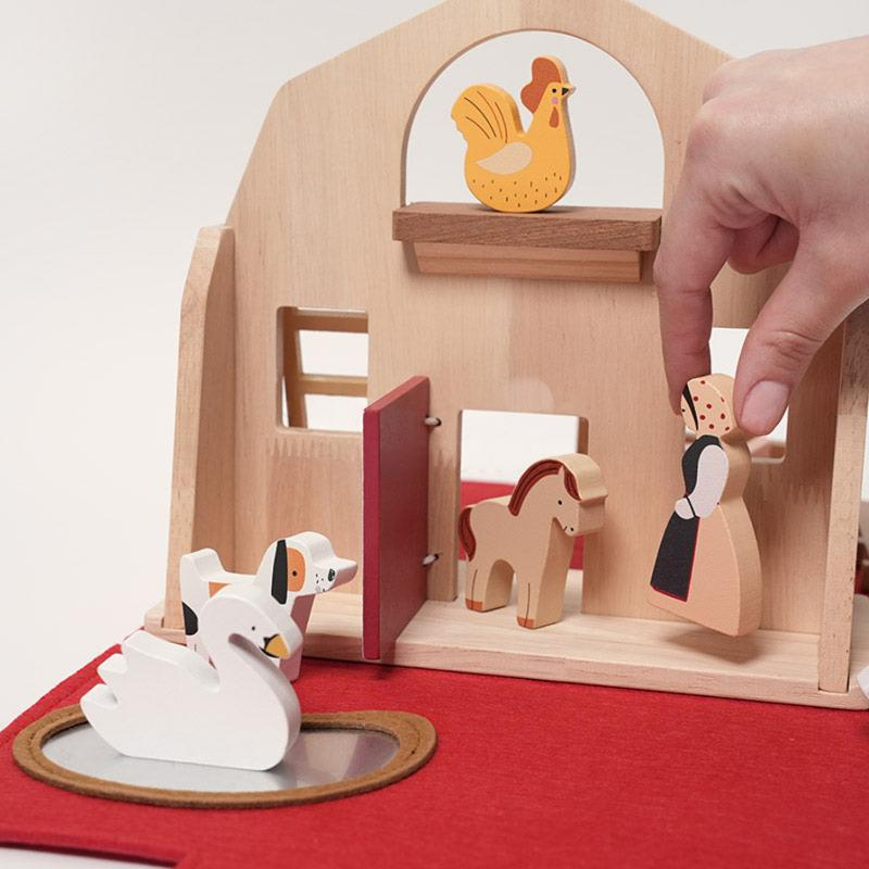 Montessori Traveling Farmstead