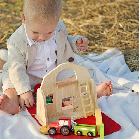 Montessori Traveling Farmstead
