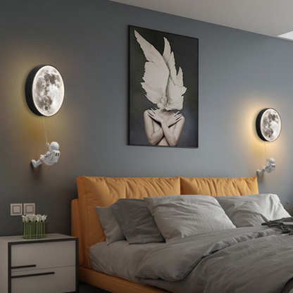 Astronaut Wall Light – Explore the Cosmos at Home