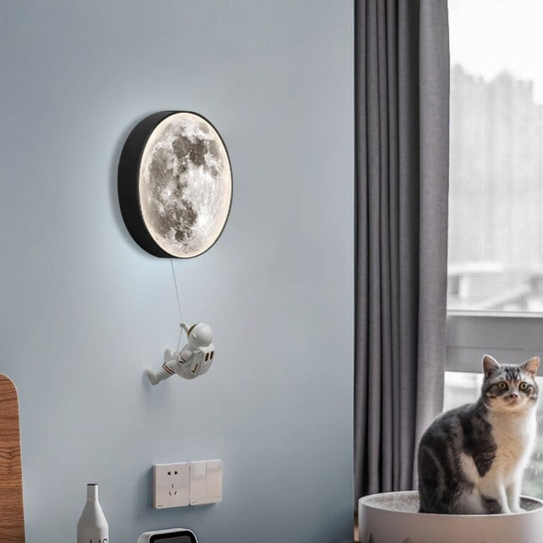 Astronaut Wall Light – Explore the Cosmos at Home